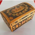 ANTIQUE WOOD CARVED AND INLAY JEWELLERY BOX. AWESOME DETAIL !!