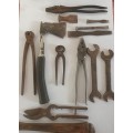 JOBLOT ANTIQUE TO VINTAGE TOOLS. 13 PIECES. ONE BID FOR ALL.