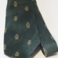 Green tie with unknown crest - Length 80 cm