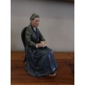 Royal Doulton Figurine "The Cup of Tea" : HN 2322 : Excellent Condition