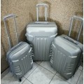 Set of 3 Lightweight Travel Luggage Bags - Universal Wheels -