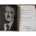 SIGNED BY IAN SMITH.  THE QUIET MAN  by Phillippa Berlyn  A biography of the Hon. Ian Douglas Smith