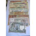 Banknotes - Lot of 10 Different International Bank Notes # 5