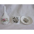 Vintage Royal Albert bud vase and 2 Royal Worcester White Rose items for 1 bid