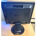 HP Flat Panel Monitor 17` used