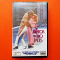 The Mirror Has Two Faces - Barbra Streisand - Movie VHS Tape (1997)