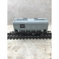 TRI-ANG Railways R215  BULK GRAIN WAGON