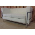 A STUNNING "LE CORBUSIER" GENUINE WHITE LEATHER AND CHROME TWO SEATER SOFA IN AWESOME CONDITION