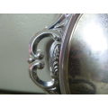 A GORGEOUS SILVER PLATED TRAY WITH BEAUTIFUL STYLED DETAILING IN WONDERFUL CONDITION