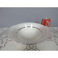 A BEAUTIFUL GRINDLEY (ENGLAND) DISH FOR VEG/SALAD ON YOUR TABLE! LOVELY ELEGANT PATTERN!!!