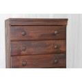 A FANTASTIC 6-DRAWER CHEST OF DRAWERS WITH METAL RUNNERS IN EXCELLENT CONDITION