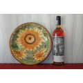 AN AWESOME AND COLOURFUL COLLECTABLE WALL PLATE WITH BIG BEAUTIFUL SUNFLOWERS