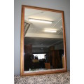 A FABULOUS GOLD/RED WALL MIRROR IN GREAT CONDITION, PERFECT FOR BATHROOM OR ENTRANCE HALL