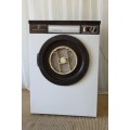 A WONDERFUL "KELVINATOR" 320 TUMBLE DRYER IN WORKING CONDITION = GREAT FOR A HOLIDAY APARTMENT