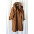 A SPECTACULAR ORIGINAL "BERGHAUS" OF HOLLAND LIMITED EDITION COLLECTION LADIES WOOL & CASHMERE COAT