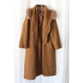 A SPECTACULAR ORIGINAL "BERGHAUS" OF HOLLAND LIMITED EDITION COLLECTION LADIES WOOL & CASHMERE COAT