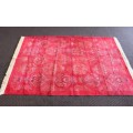 A SUPERB BELGIAN MADE RICH RED "SILKY" CARPET WITH A STUNNING PATTERN IN AWESOME CONDITION