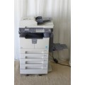 AN AWESOME TOSHIBA E-STUDIO 167 PHOTOCOPIER WITH DOCUMENT FEEDER AND 4x PAPER DRAWERS