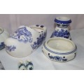 A FANTASTIC COLLECTION OF ASSORTED BLUE AND WHITE PORCELAIN INCLUDING DELFT AND MORE