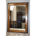 A STUNNING LARGE TORTOISE SHELL TECHNIQUE WALL MIRROR IN GOOD CONDITION