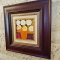 AN EXQUISITELY FRAMED ORIGINAL SIGNED LYNETTE BARNARD OIL PAINTING WITH BOLD STRIKING COLOURS