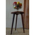A beautiful and well made Teak 3-legged display/ occasional wooden table in great condition !!!