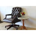 An amazing leather Chippendale style Executives (tilt and swivel) office chair in great condition!!!