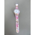A DELIGHTFUL AND VERY PRETTY "HONEY" LADIES WATCH. IN WORKING CONDITION!! RS17