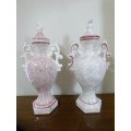 2 marvellous (x-large) lidded porcelain urn vases. Stunning in your home/office/reception! Bid/vase