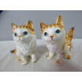 2 lovely bone china cats for your collection of figurines. Very pretty to have on display.