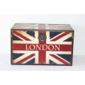A fantastic "London" branded display/ storage case/ box in excellent condition - awesome home decor!