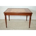 A truly stunning & beautifully made satinwood chess table w/ a full chess set in wonderful condition