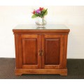 A wonderful Mahogany mini bar cabinet with shelves inside and a removable glass top on castors