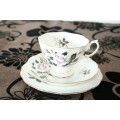 **RS17** An incredible vintage"Royal Albert fine bone china Queen's Messenger pattern trio bid/ trio
