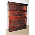 A superb antique "Globe Wernicke" Mahogany 3-section stacking bookcase w glass doors - high quality!