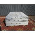 An awesome double "Edblo Sundowner" bed - mattress and base set in good condition - RS17Sale