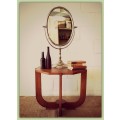 An exquisite vintage Edwardian-style table vanity mirror with a wide base in great condition - RS17M