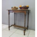 A stunning and well-made Edwardian carved Oak hallway table with magnificent barley twists!!