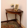 A wonderful vintage solid Teak corner occasional table with Queen Anne legs in great condition