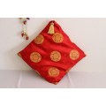**RS17** A fabulous traditional red and gold oriental tassel-cushion in gorgeous condition