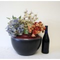 **RS17** A lovely and stylish maroon and blue large ceramic pot plant holder.