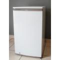 An awesome white 150Lt Hitek HR1500 mini/bar fridge in working order and very good condition