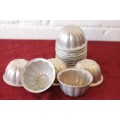An awesome set of 16x scarce vintage aluminium jelly/ pudding/ dessert moulds in great condition