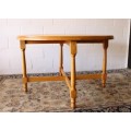 **RS17** A beautifully made solid light oak round dining table w/ incredible riempie captains chairs