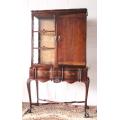 Awesome carved vintage solid Imbuia ball & claw drinks/ display cabinet/ showcase w/pull-out tray