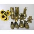 BARGAIN! A lovely collection of various small brass items.