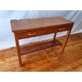A stylish single-drawer Oregon console/ hall table-Xmas sale