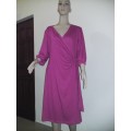 GORGEOUS CERISE / PINK DRESS IN SIZE 14 WRAP IT AND OFF YOU GO!!!
