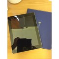 iPad 3 16GB  with Retina Display Wifi only + cover and screen protector