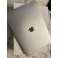 MacBook Pro i5 2017 *LCD Line*